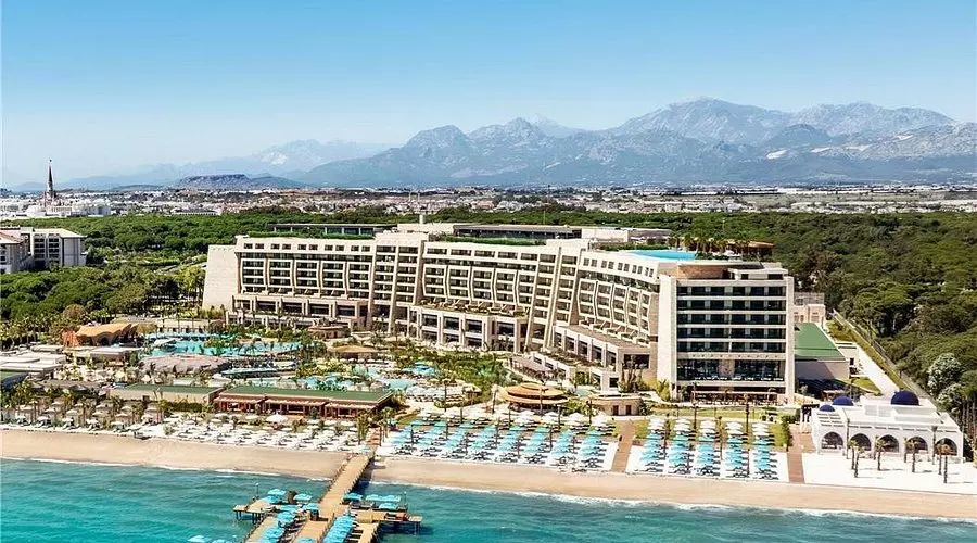 REGNUM THE CROWN REGNUM THE CROWN