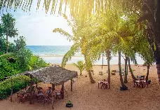 CINNAMON BEY or THE BLUE WATER CINNAMON BEY or THE BLUE WATER