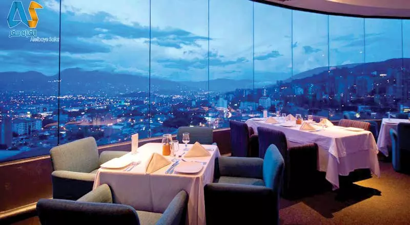 رستوران گردان جهان بلینی-الفبای سفر