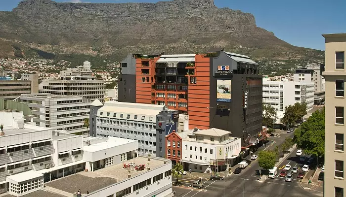 CAPE TOWN LODGE HOTEL