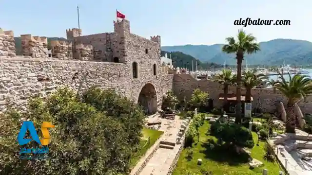 قلعه مارماریس و موزه باستان شناسی