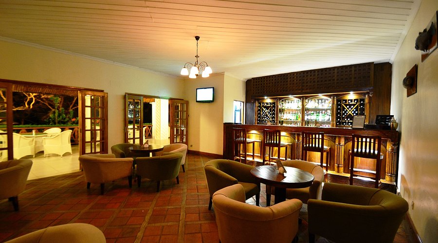 tavern-bar-2.jpg
