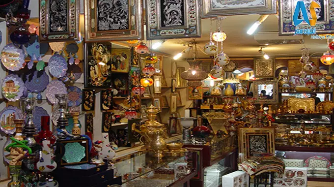 تبدیل خیابان ویلا به گذر صنایع دستی