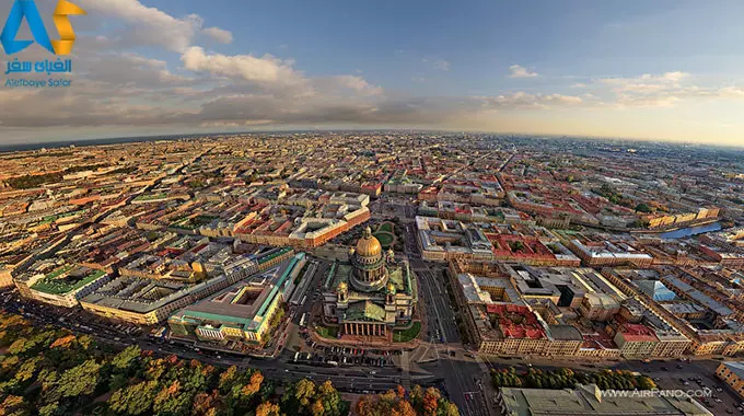 تماشای زیباییهای سنت پترزبورگ از فراز پشت بامها