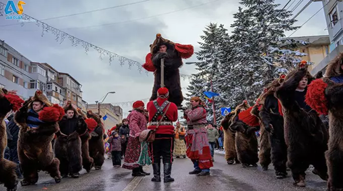 فستیوال رقص و رژه خرسها در رومانی فستیوال رقص و رژه خرسها در رومانی